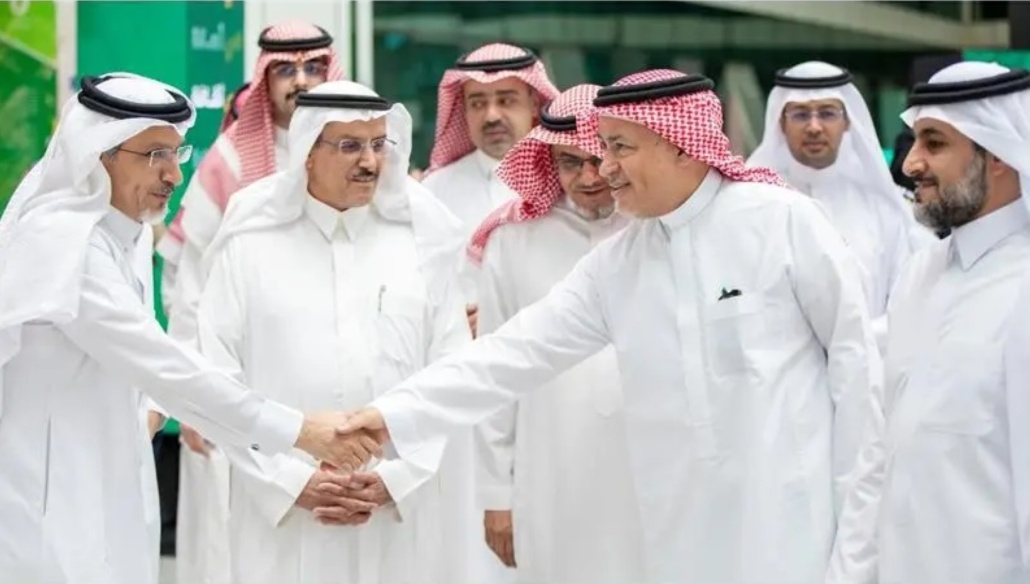 نائب وزير البيئة والمياه والزراعة، يدشن حملة "ريفك خضر"
